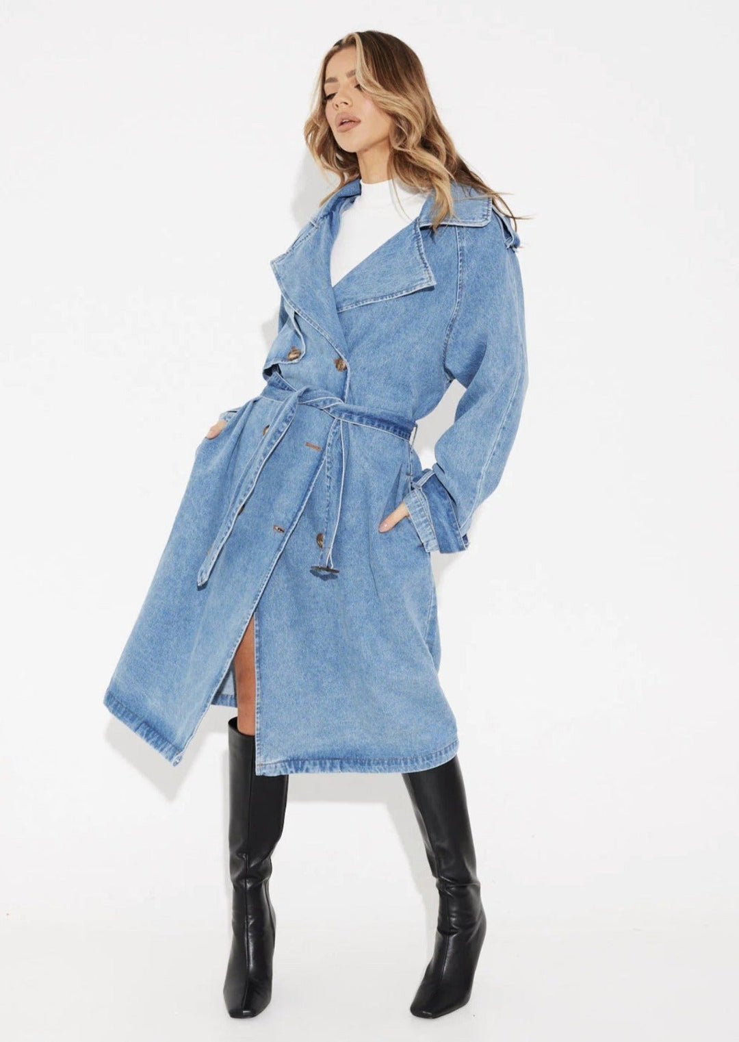 JACKETS / COATS / CARDIGANS