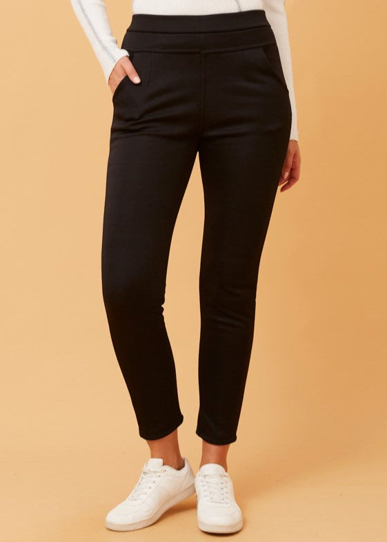 Constance Pant