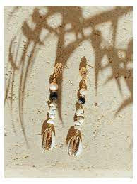 Gianna shell and pearl earring