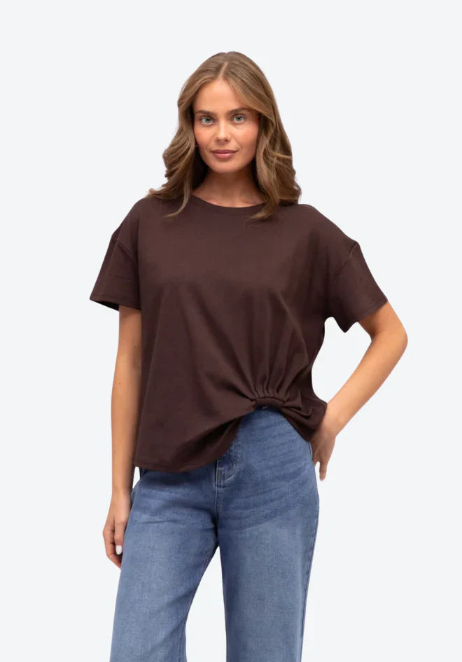Easy Tuck Tee