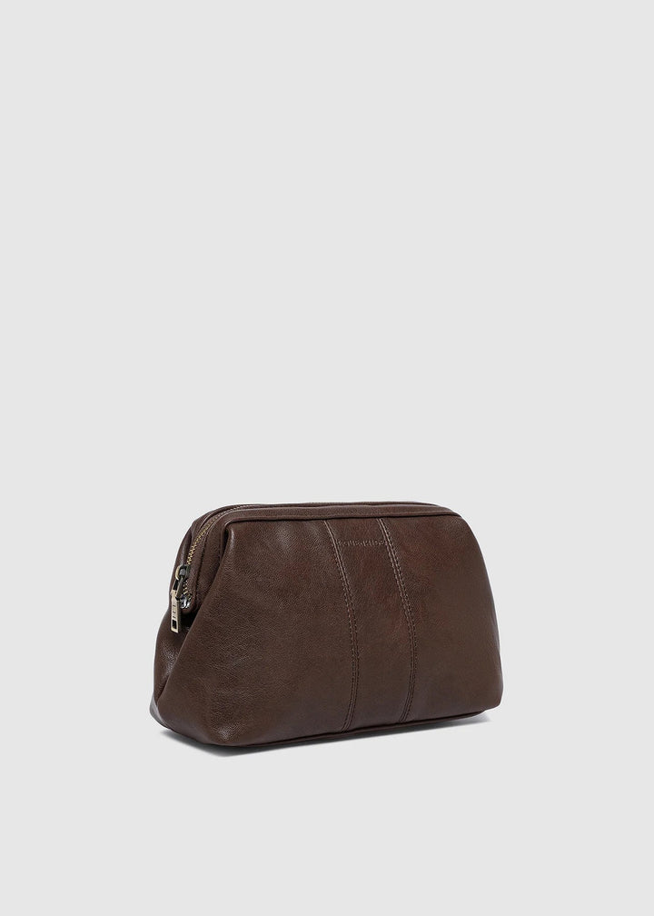 Albie Saddle Toiletry Bag Chocolate