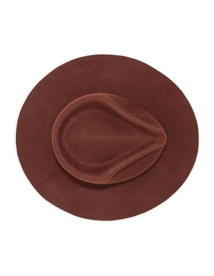 Amie Fedora in Auburn