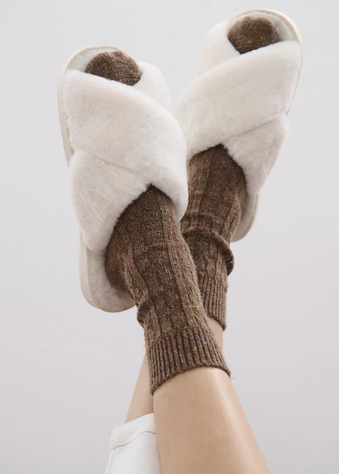 Cable Neb Crew Socks Brown