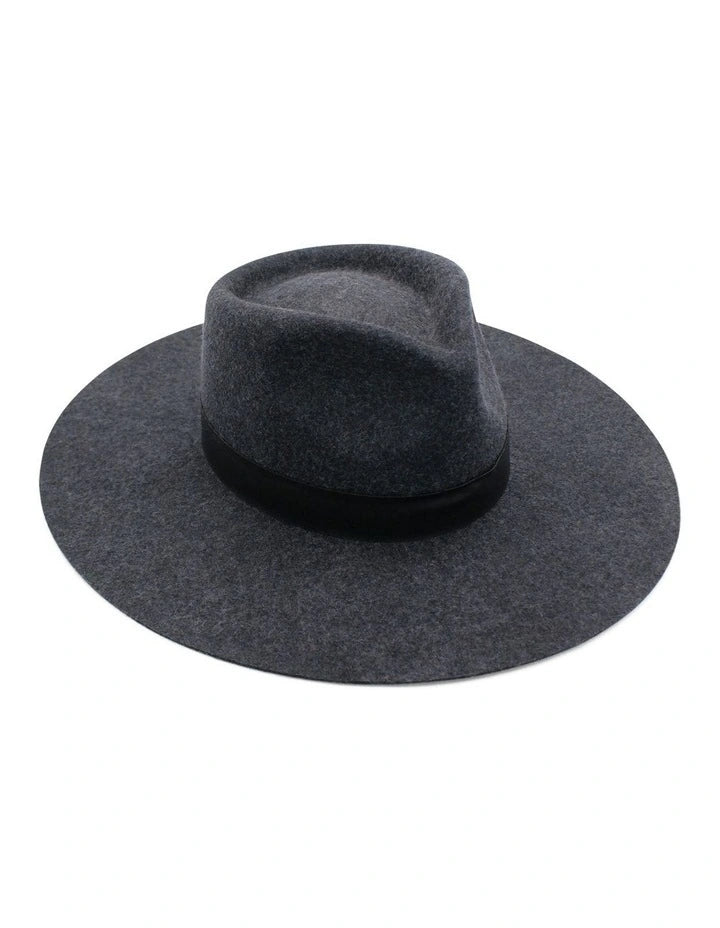 Santos Wool Felt Fedora in Charcoal Black