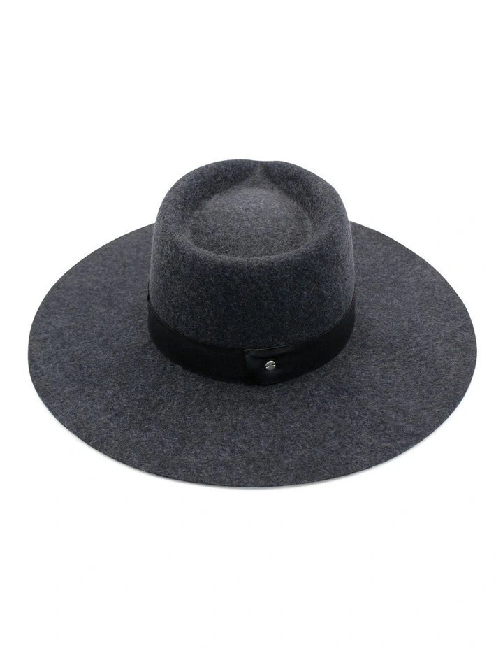 Santos Wool Felt Fedora in Charcoal Black
