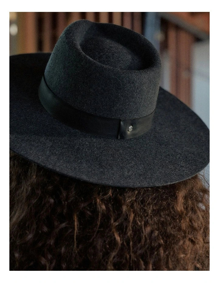 Santos Wool Felt Fedora in Charcoal Black