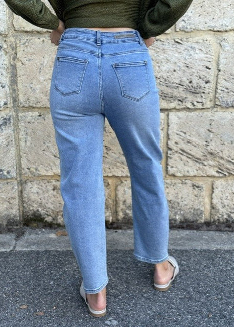 Country Denim Mid Barrel Jean Mid Blue
