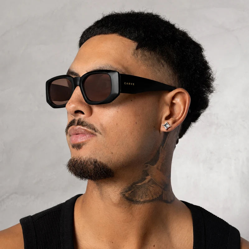 CARVE Mayhem - Gloss Black Grey Pink gradient Lens