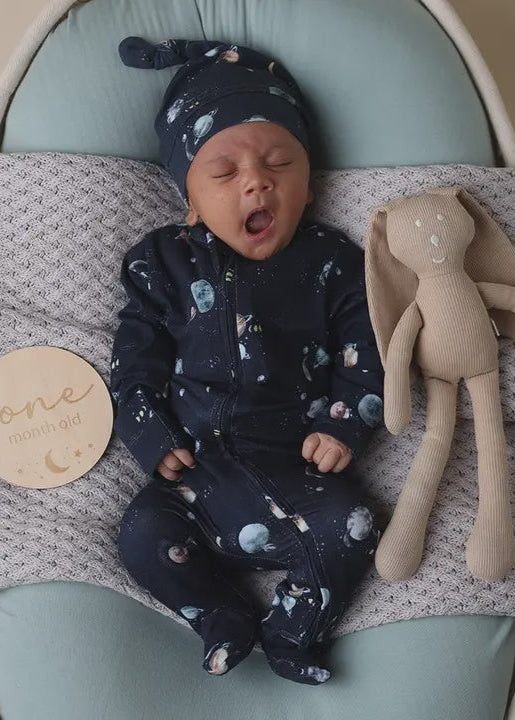 Milky Way Organic Snuggle Sleepsuit Zip Footie