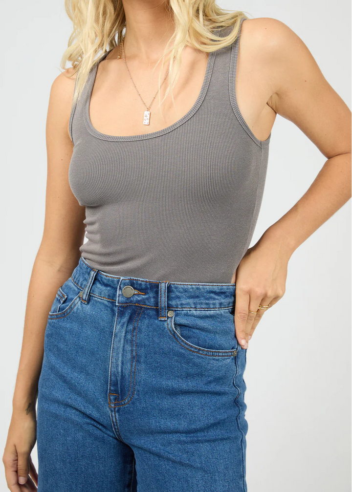 Washed Rib Scoop Neck Tank Charcoal