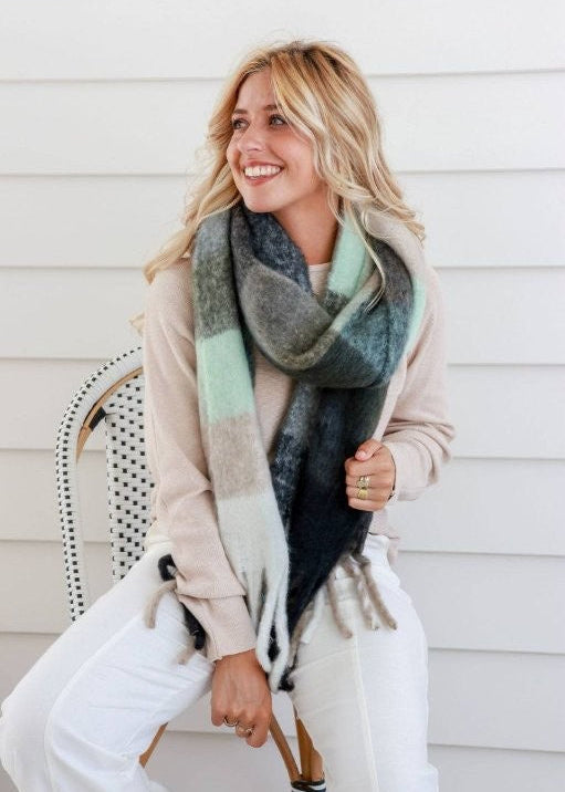 Free Spirit Fluffy Scarf  Mint