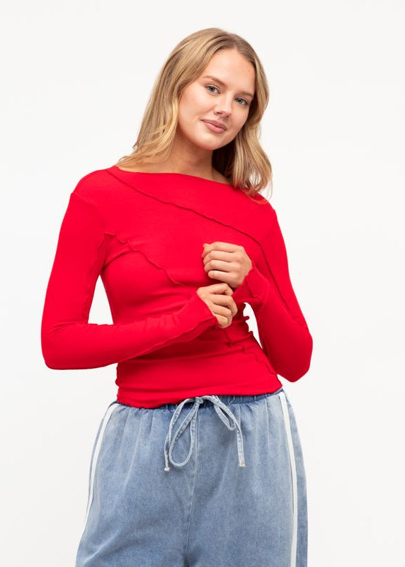Seams Right Top Red