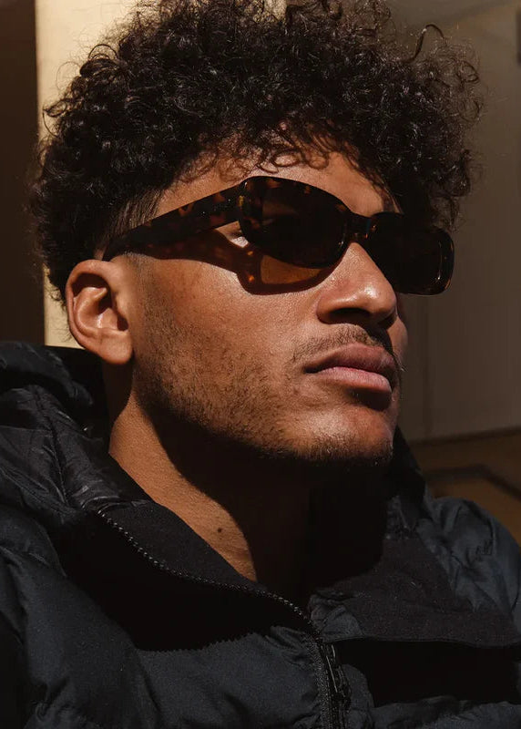 CARVE Status - GLOSS DARK TORT WITH BRONZE INJECTED POLARIZED LENS