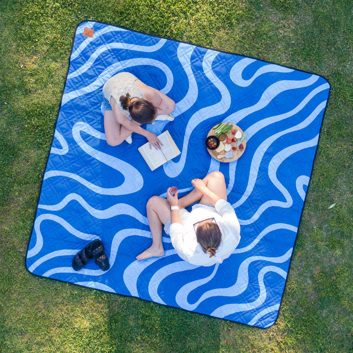 Saltwater Ocean Ripple Picnic Rug