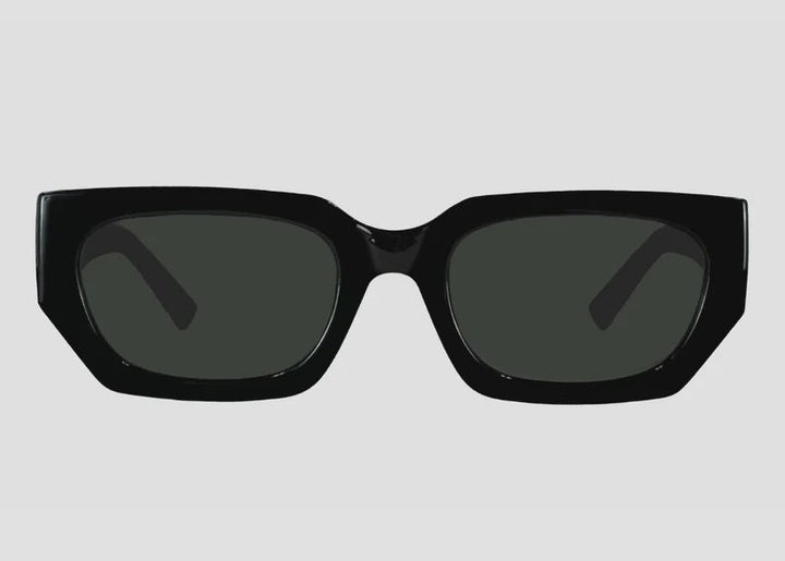 CARVE Vinca Gloss Black - Grey Lens