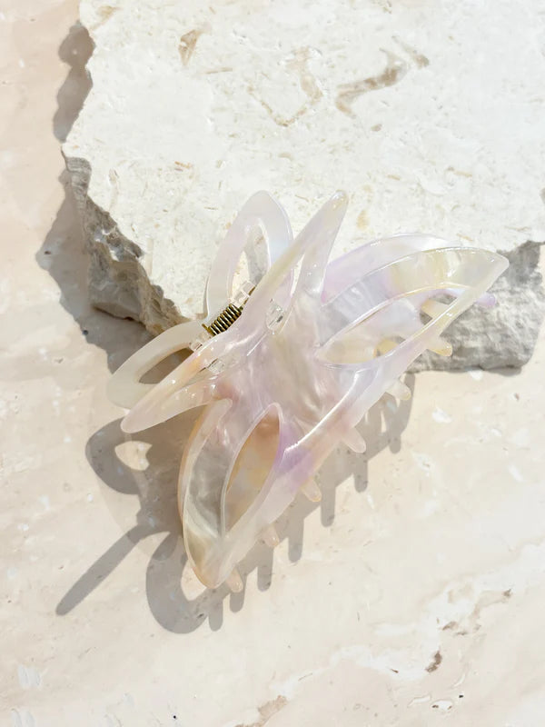 Luna Hair Claw Clip in Pink