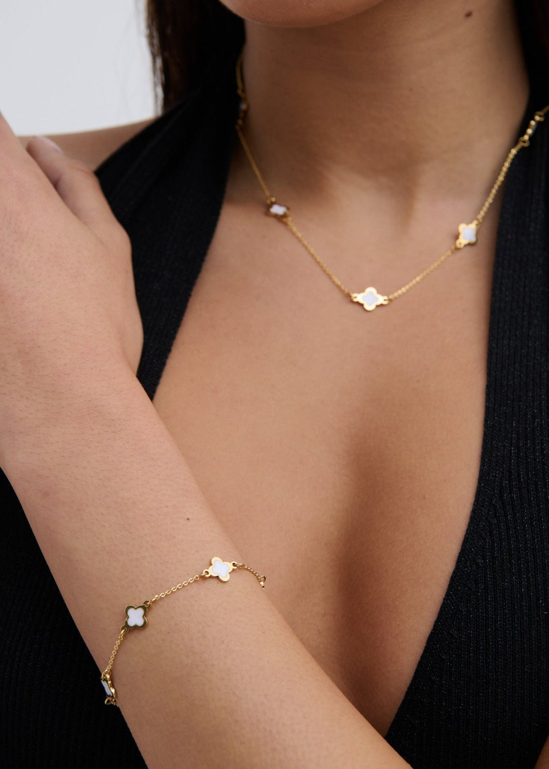 Clover 18K Gold Plated Necklace White
