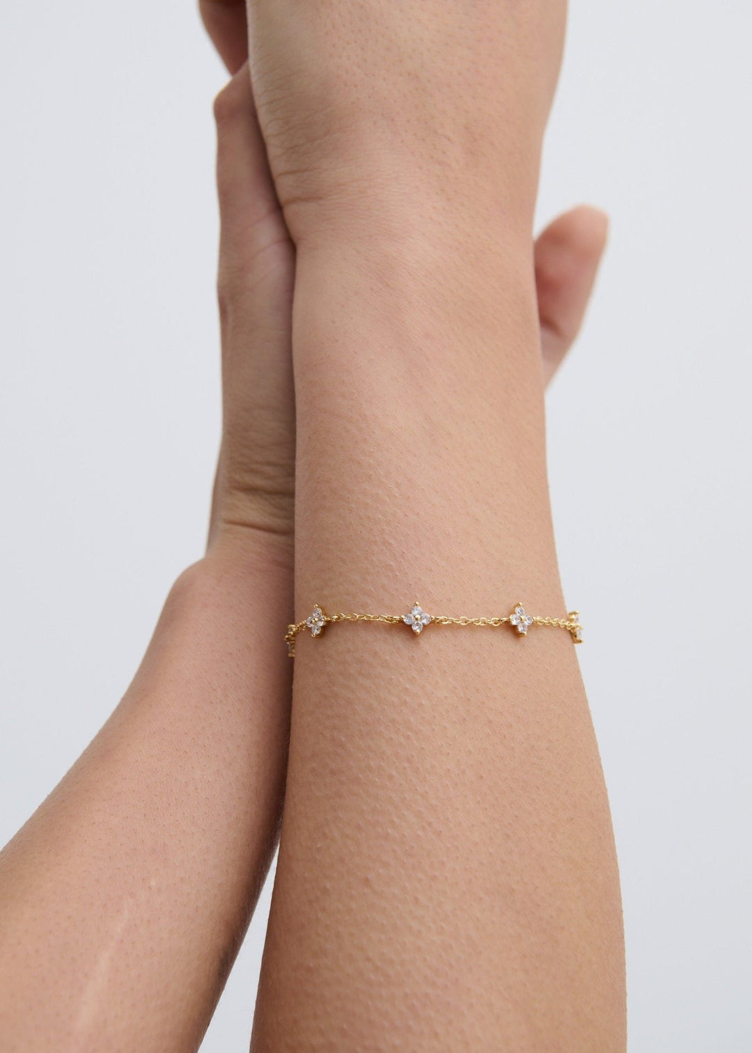 Dainty Clover Embellished 18K Gold Plated Bracelet