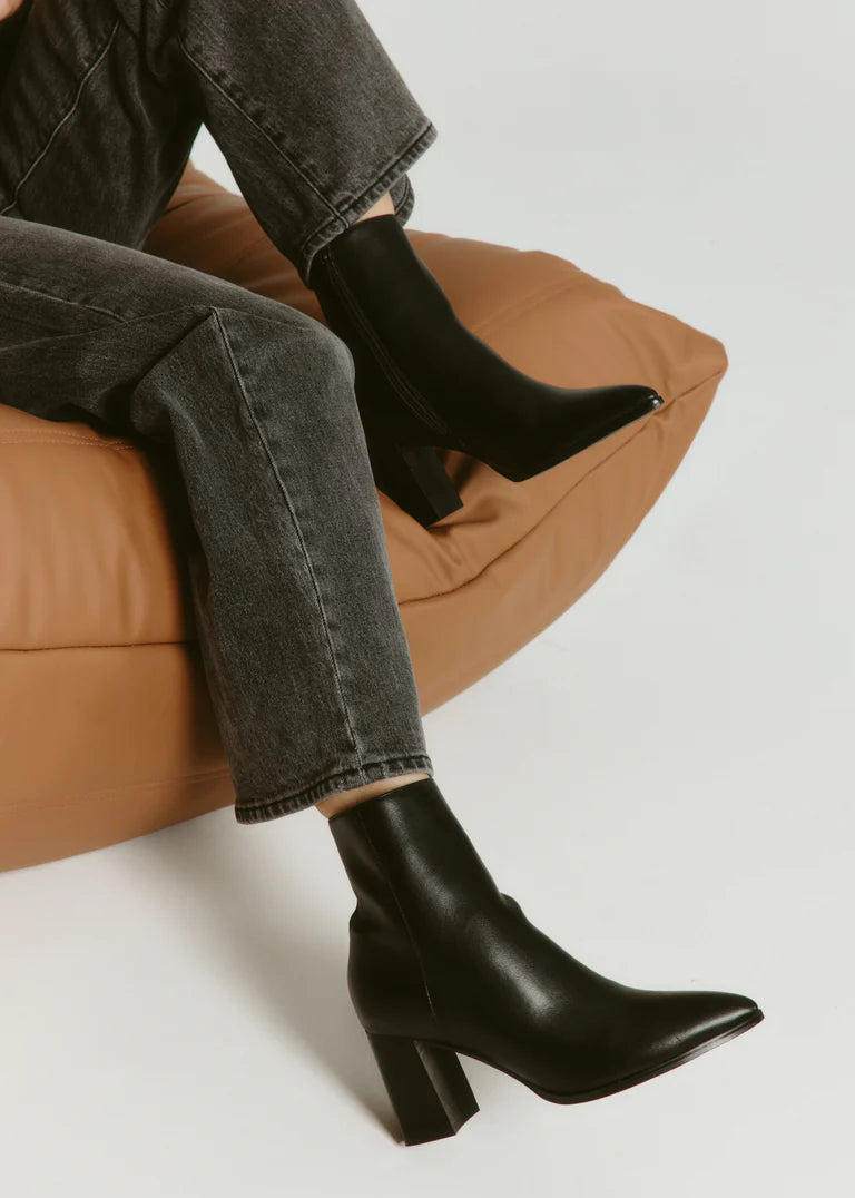 Maxine Ankle Boots Black