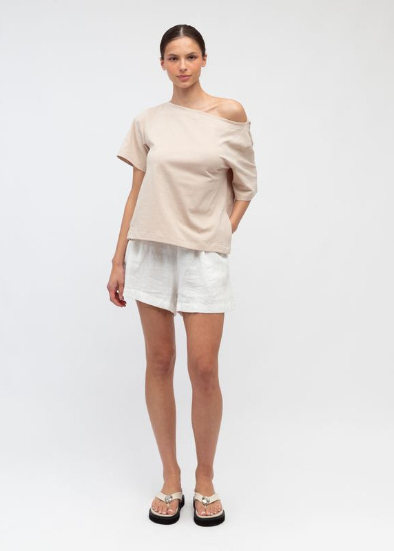 Jenna Boat Neck Tee Nougat