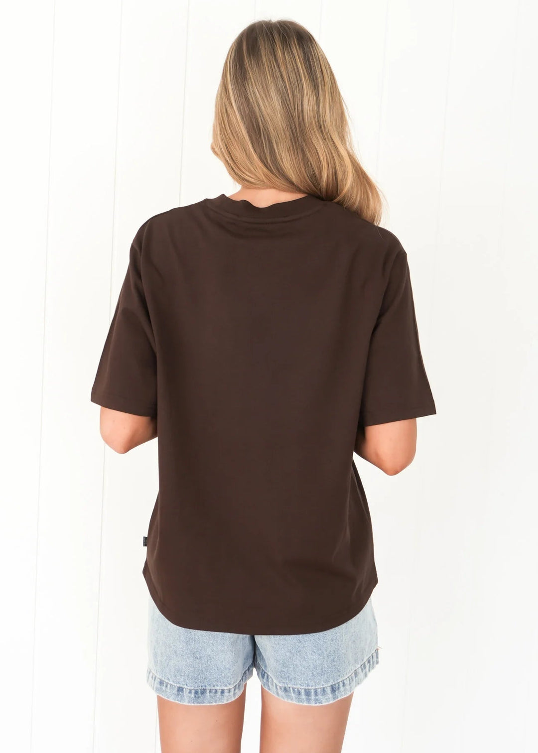 Silent Luxe Tee Chocolate