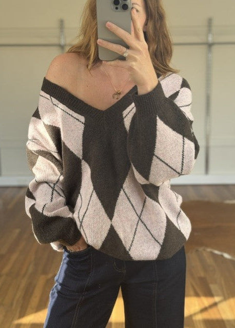Diamond Trail V Neck Jumper