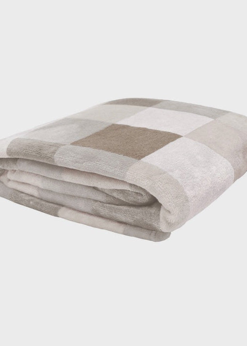 Charlie Ultraplush Throw