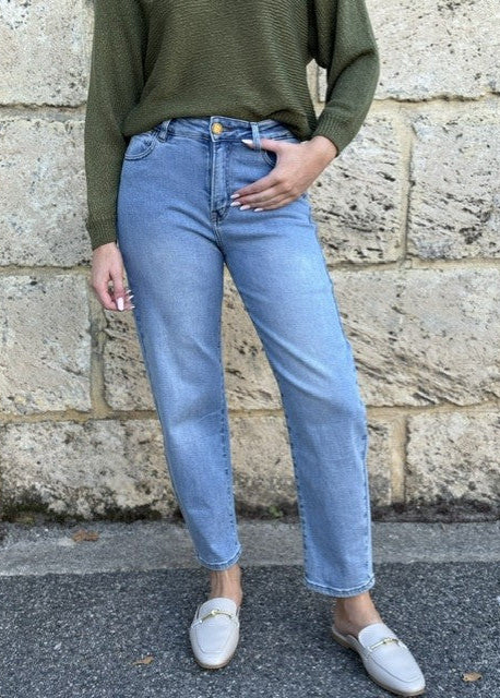 Country Denim Mid Barrel Jean Mid Blue