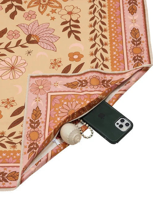 BOHO SUN - SAND FREE BEACH TOWEL