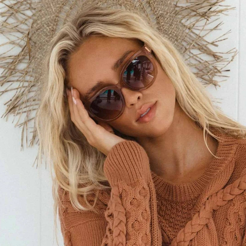 CARVE Vivian Translucent Tobacco Brown gradient