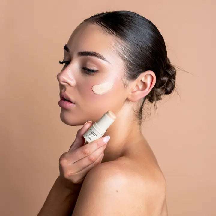 SPF 50 Natural Concealer MEDIUM-DARK