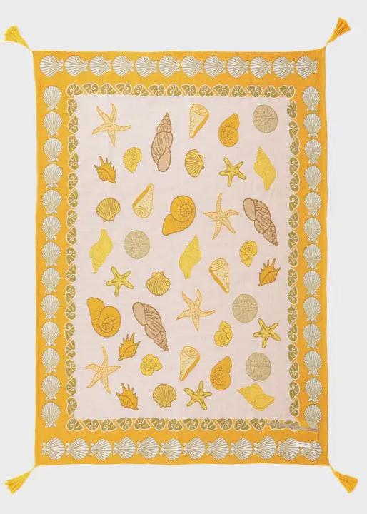 SEASHELLS PICNIC BLANKET with Hidden Pockets