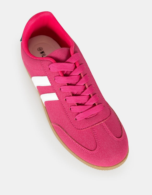 CAPER FUSCHIA Sneaker