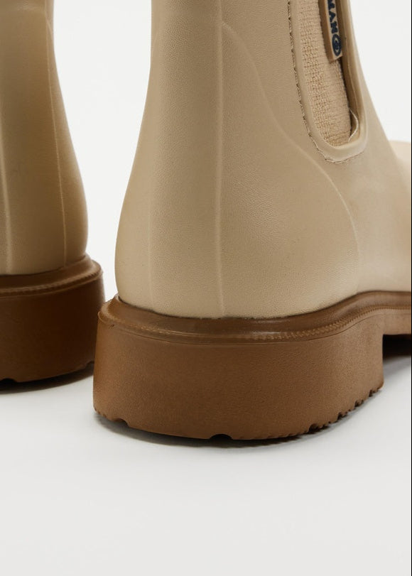 Human COOMA BOOTS Sand