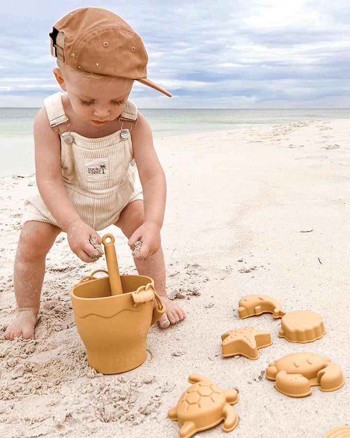 Silicone 8pc Bucket & Spade Set - Sunshine