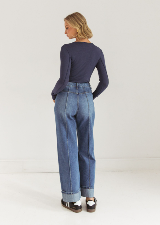 Seams Right Up Top Navy