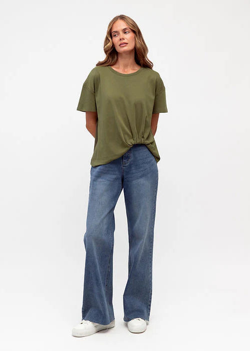 Easy Tuck Tee Olive
