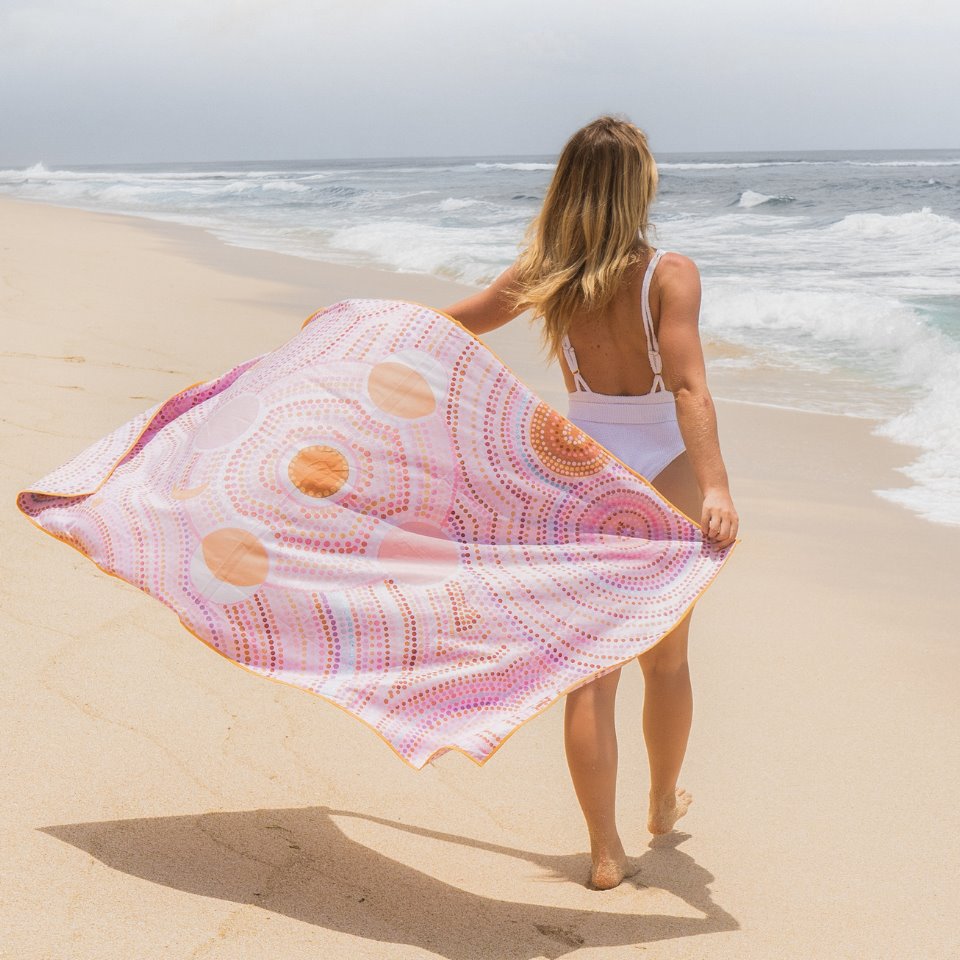 SEVEN SISTERS - SAND FREE BEACH TOWEL Large