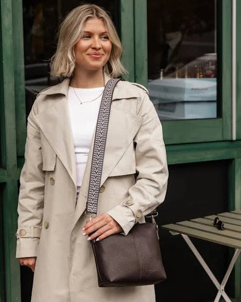 MANHATTEN Tote Bag - Black