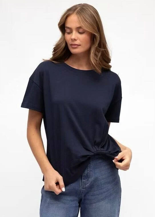 Easy Tuck Tee Navy
