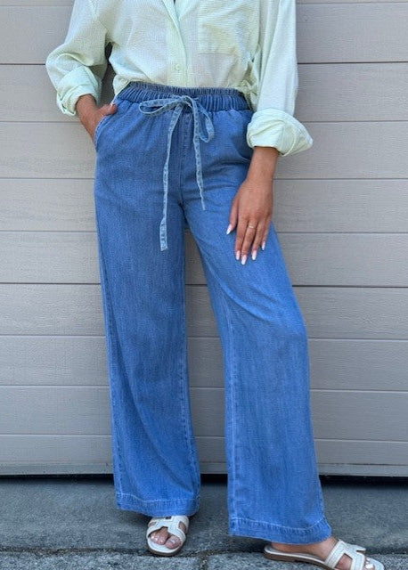 Anthea Jean Mid Blue