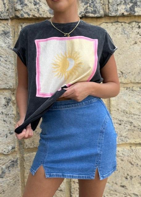 Paper Heart Vintage Sun Tee