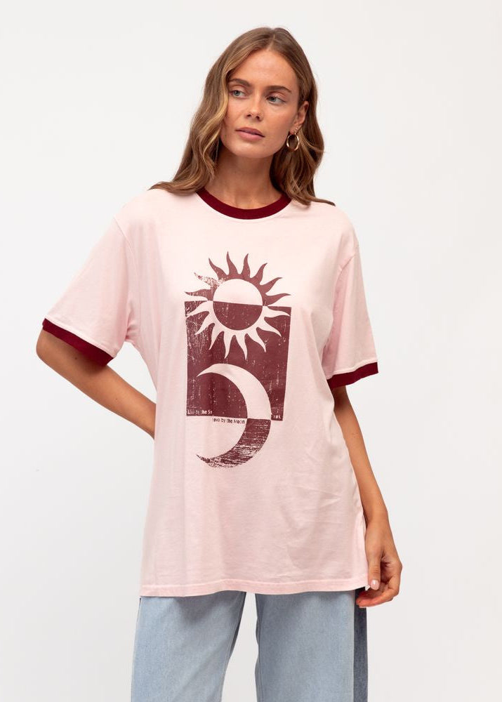 Follow the Sun Tee *