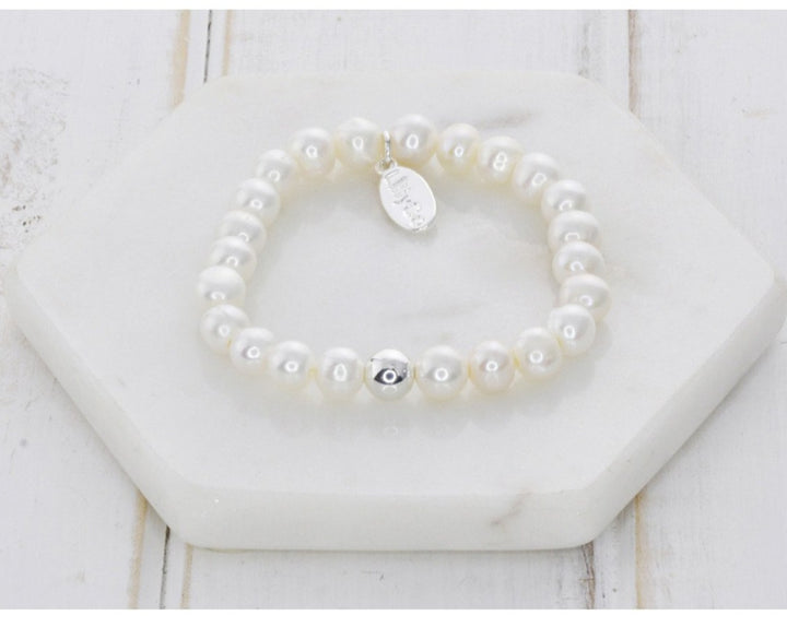 LillyCo Pearl Bracelet