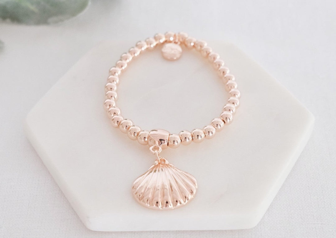 Rose Gold Shell Pendant Bracelet